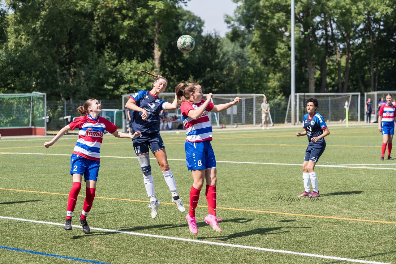 Bild 108 - wBJ Holsatia Elmshorn - VfL Pinneberg : Ergebnis: 1:4